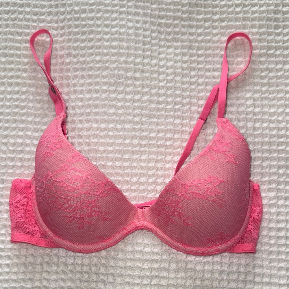 Victoria's Secret Hot Pink Floral Lace Scoopneck Bra